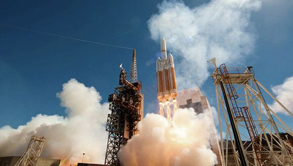 The Delta IV Heavy rocket launches into space Wednesday from the Vandenberg Air Force Base in California. - Sputnik International