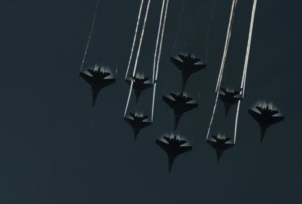 Incredible Maneuvers at the MAKS Airshow Incredible Maneuvers at the MAKS Airshow - Sputnik International
