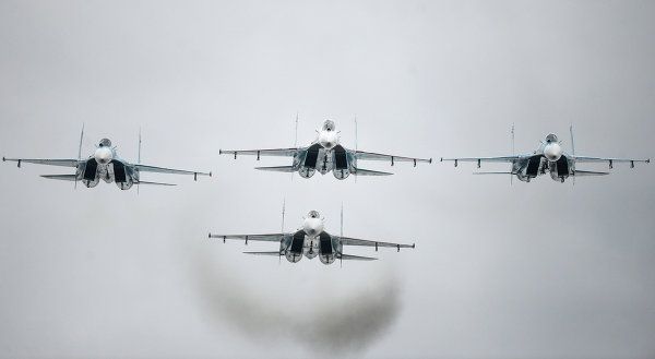 Incredible Maneuvers at the MAKS Airshow Incredible Maneuvers at the MAKS Airshow - Sputnik International