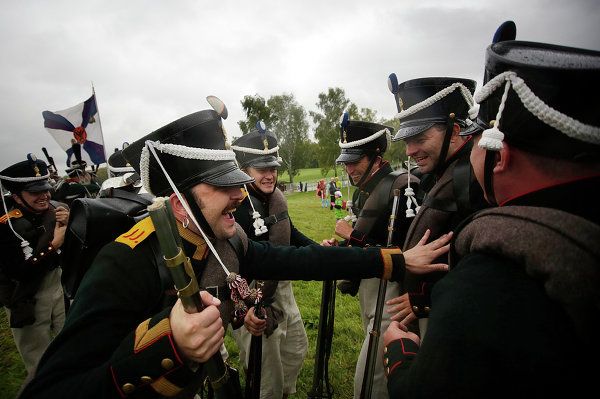 Blood and Gunpowder: Reenacting the Battle of Borodino - Sputnik International