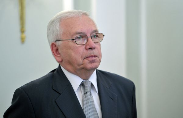 Vladimir Lukin - Sputnik International