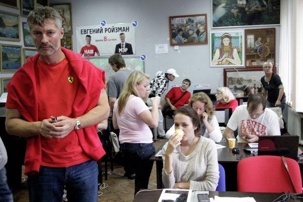 Opposition candidate Roizman during his election campaign - Sputnik International