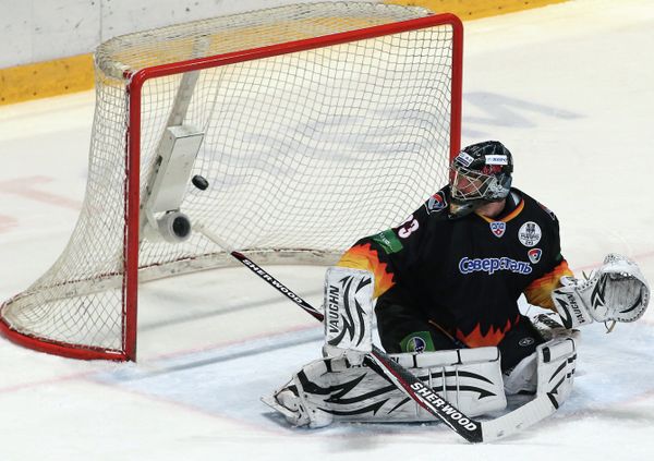 Severstal Cherepovets in its opening game of the Russian KHL season lost 10-1 to Barys Astana - Sputnik International