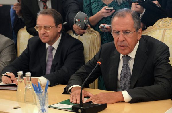 Russian Foreign Minister Sergei Lavrov (right) Russian Foreign Minister Sergei Lavrov (right) - Sputnik International