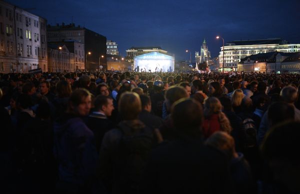 Navalny Supporters Rally in Moscow Against ‘Rigged’ Mayoral Vote - Sputnik International