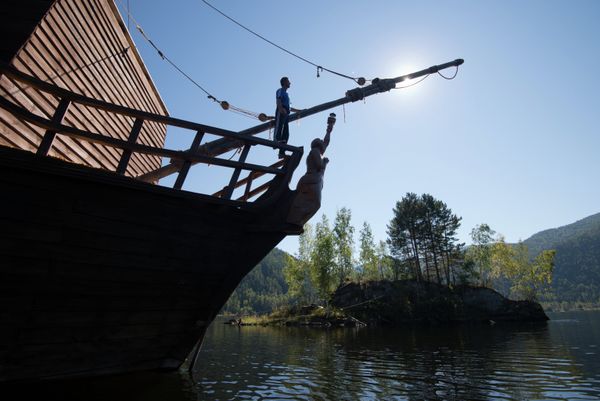 Siberian Enthusiast Recreates Disney’s Black Pearl Ship - Sputnik International