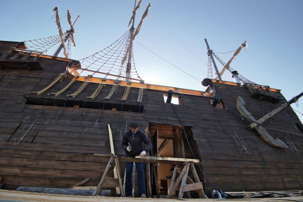 Siberian Enthusiast Recreates Disney’s Black Pearl Ship - Sputnik International
