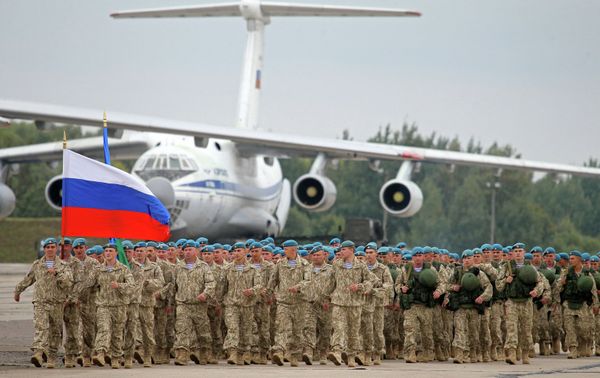 Russia, Belarus Conduct Joint Military Exercises: Zapad-2013 - Sputnik International
