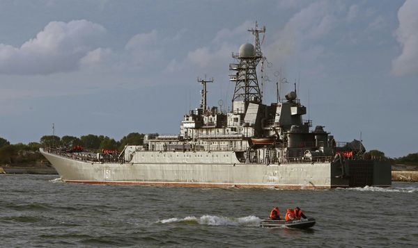 Russia, Belarus Conduct Joint Military Exercises: Zapad-2013 - Sputnik International