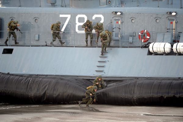 The Zapad-2013 (West-2013) military drill in Kaliningrad, Sept. 26 - Sputnik International