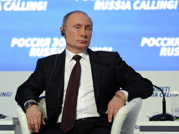 Vladimir Putin at the “Russia Calling” investment forum Vladimir Putin at the “Russia Calling” investment forum - Sputnik International