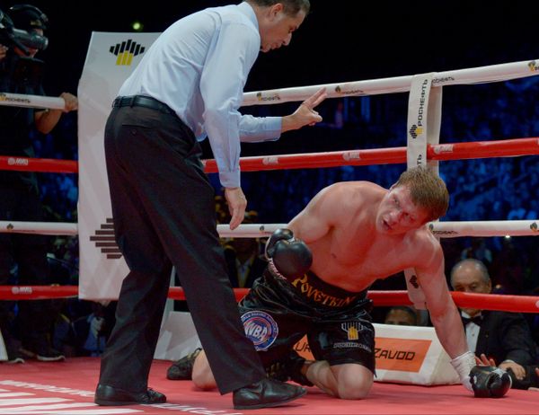 Russian Boxer's Camp Protests Referee After Defeat to Klitschko - Sputnik International