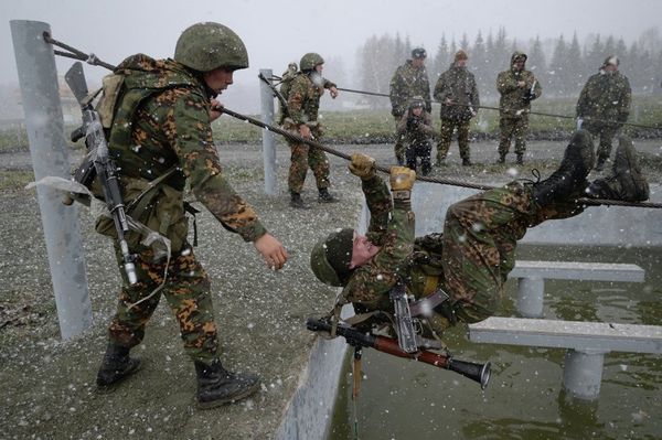 Reconnaissance and Urban Warfare: Task Forces Compete in Siberia - Sputnik International