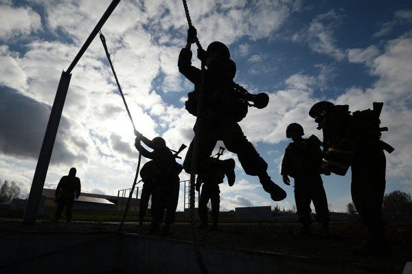 Reconnaissance and Urban Warfare: Task Forces Compete in Siberia - Sputnik International