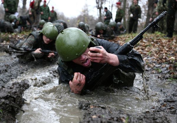 Russian Units Fight for the Right to Wear a Crimson Beret - Sputnik International
