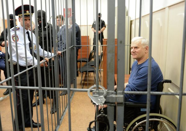 Ex-mayor of Makhachkala Said Amirov during trial in July 2013 - Sputnik International