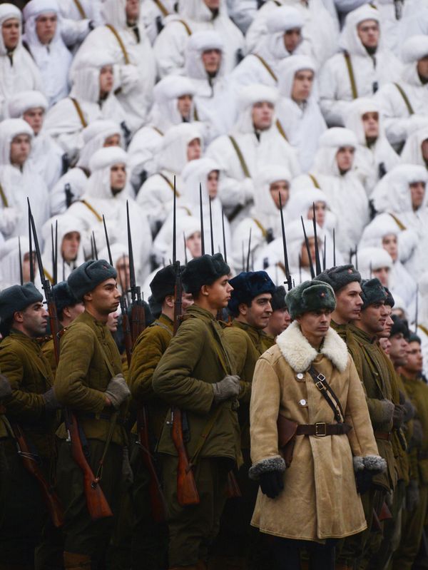Moscow Celebrates Anniversary of 1941 Siege Parade - Sputnik International