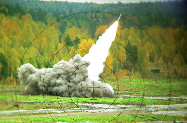 Russia’s Famous Missile and Artillery Systems - Sputnik International