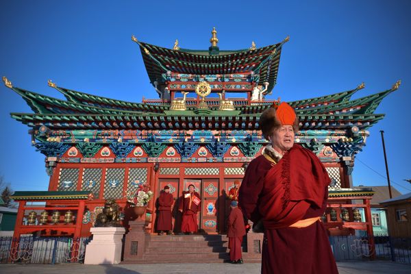 Olympic Flame Reaches Buryat Republic Olympic Flame Reaches Buryat Republic - Sputnik International
