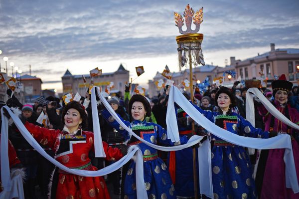 Olympic Flame Reaches Buryat Republic Olympic Flame Reaches Buryat Republic - Sputnik International
