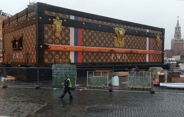 Case Closed: Kremlin Sends Louis Vuitton Packing From Red Square - Sputnik International