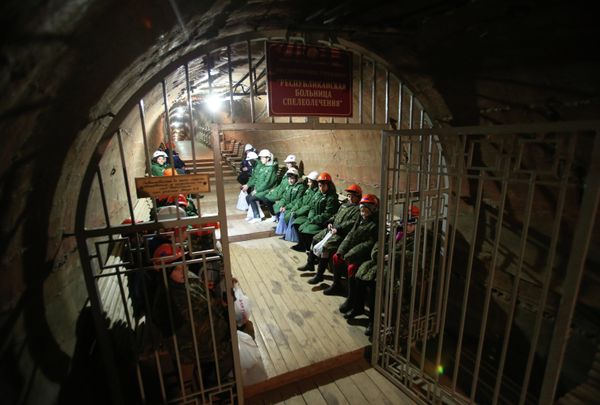 Journey to the Center of the Earth – for Medical Help - Sputnik International