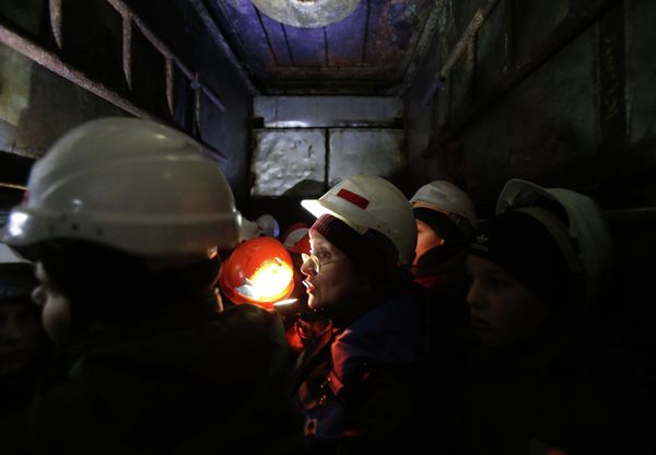 Journey to the Center of the Earth – for Medical Help - Sputnik International