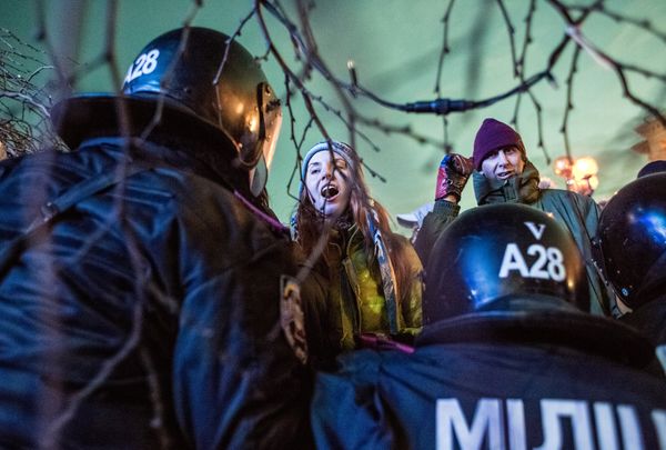 Riot Police Descend on Kiev Protests - Sputnik International