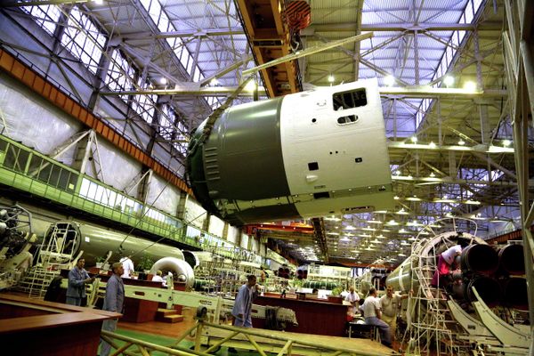 Putin Signs Decree to Establish New Space Corporation - Sputnik International