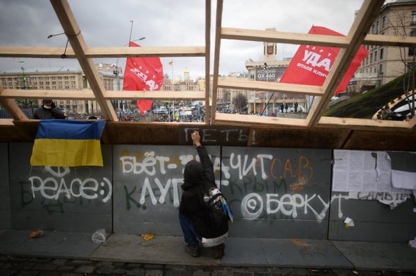 Ukraine Protesters Dig In Amid Calls for Early Elections - Sputnik International