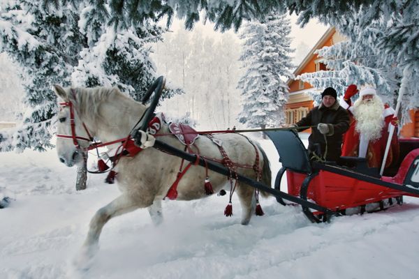 Neither Ded Moroz nor his granddaughter Snegurochka will feature in upcoming festive New Year’s programming in Tajikistan - Sputnik International