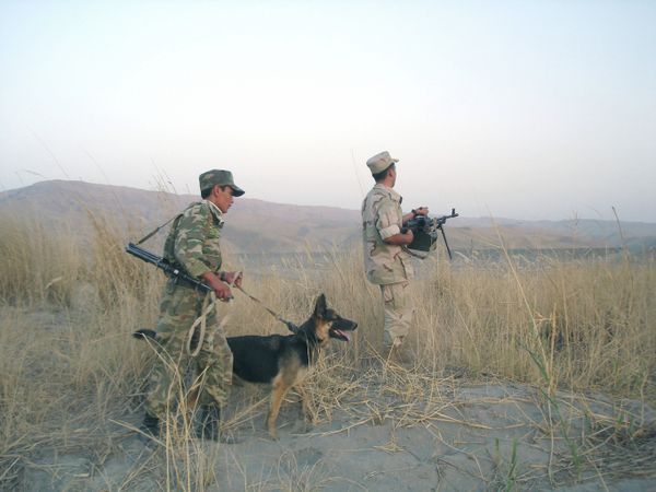 Border guards between Afghanistan and Tajikistan - Sputnik International