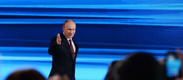Russian President Vladimir Putin befor press conference on Decembre 19, 2013 Russian President Vladimir Putin befor press conference on Decembre 19, 2013 - Sputnik International