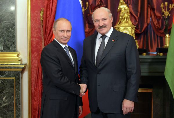 Russia’s nuclear power equipment and service export monopoly Atomstroyexport signed a contract with Belarus to build the country’s first atomic power plant  with two nuclear reactors, and the first one is to be completed by 2016. Above (from right to left): President of Belarus Alexander Lukashenko and President of Russia Vladimir Putin. - Sputnik International