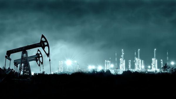 Low oil prices are not likely to last indefinitely, the tendency is expected to change within the next six months Low oil prices are not likely to last indefinitely, the tendency is expected to change within the next six months - Sputnik International