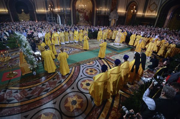 Russian Orthodox Believers Celebrate Christmas Russian Orthodox Believers Celebrate Christmas - Sputnik International