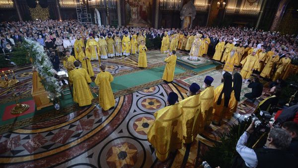 While most commonly Christmas is celebrated according to the Gregorian calendar, on December 25, the Eastern Orthodox Church observes the holiday using the old Julian calendar, on January 7 - Sputnik International