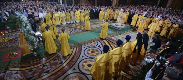 While most commonly Christmas is celebrated according to the Gregorian calendar, on December 25, the Eastern Orthodox Church observes the holiday using the old Julian calendar, on January 7 - Sputnik International