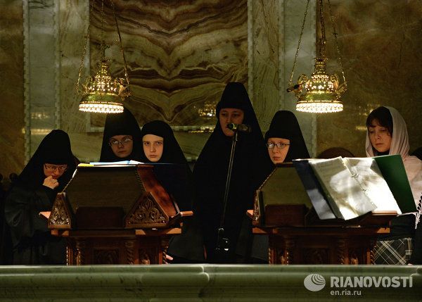 Russian Orthodox Believers Celebrate Christmas Russian Orthodox Believers Celebrate Christmas - Sputnik International