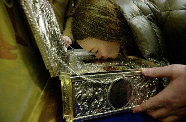Gifts of the Magi at Moscow’s Cathedral of Christ the Savior - Sputnik International