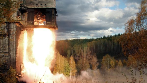 An NK-33 Rocket Engine Undergoes a Test Fire Outside of Samara, Russia - Sputnik International