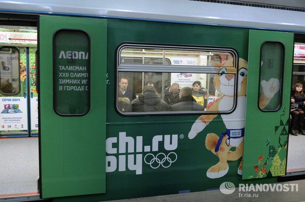 Moscow Metro Launches Train with Sochi 2014 Olympic Games Symbols - Sputnik International