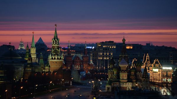 A view at the Moscow Kremlin, Historical Museum, Red Square and Saint Basil's Cathedral. - Sputnik International