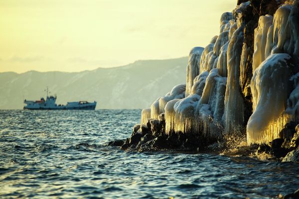 Lake Baikal at Freezing Point - Sputnik International