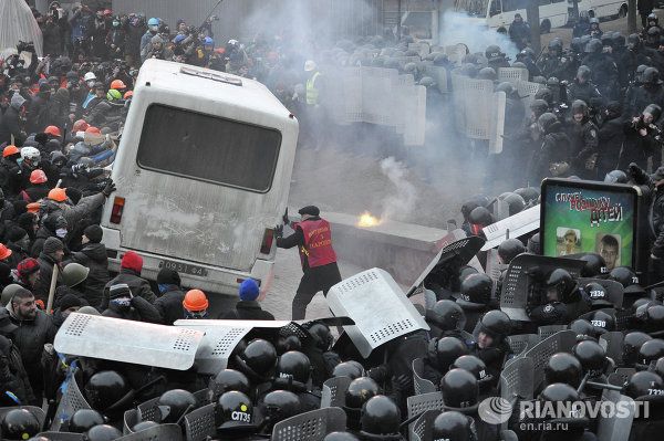 New Riots Flare Up in Kiev - Sputnik International