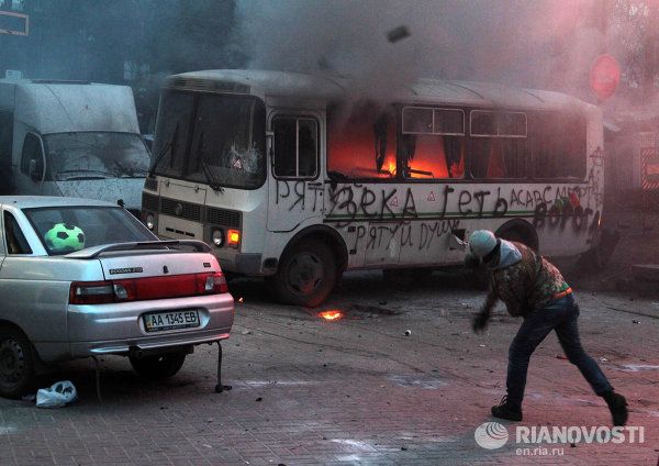 New Riots Flare Up in Kiev - Sputnik International