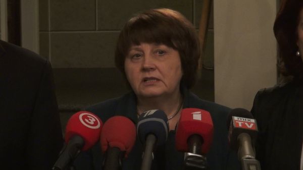 Latvian Prime Minster Laimdota Straujuma - Sputnik International