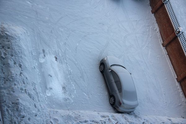 Black Snow Falls in Siberian City - Sputnik International