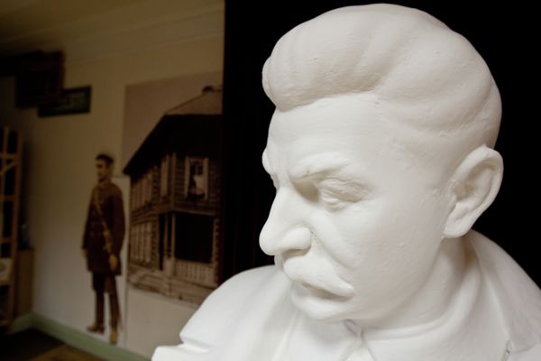 Russian communists want to erect a monument to Soviet dictator Joseph Stalin in a Siberia - Sputnik International