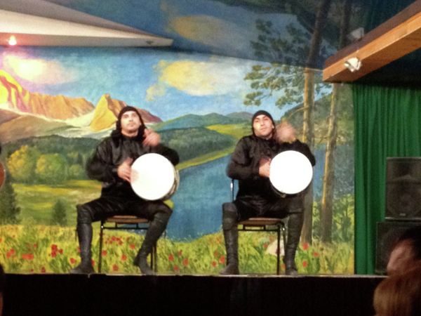 Circassian performers showing off their drumming skills - Sputnik International